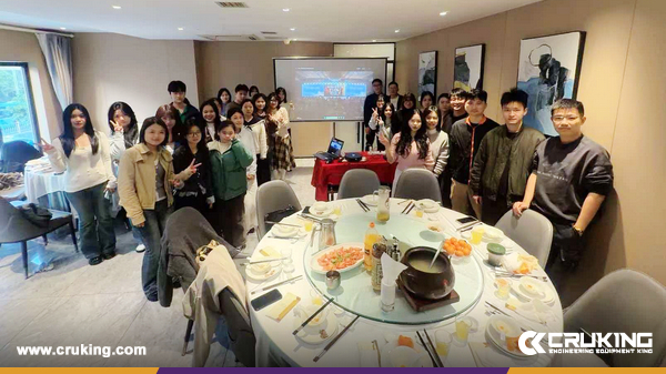 CRUKING Company Annual Gathering: Looking Toward the Future