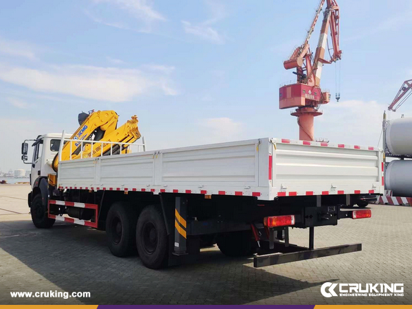 XCMG SQZ200 Truck Mounted Crane