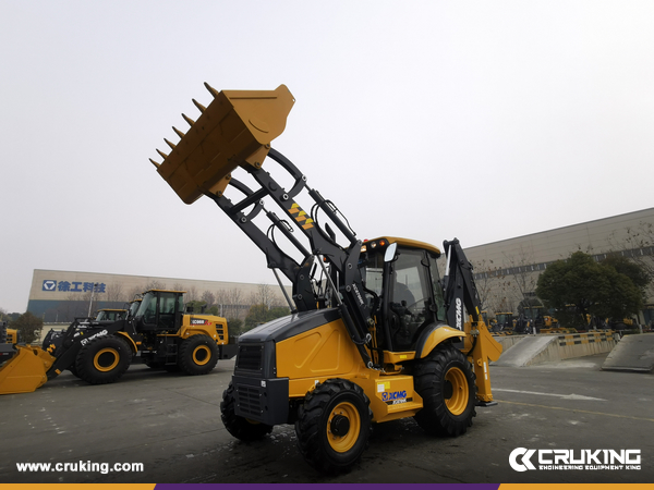 XCMG XC870HK Backhoe Loader