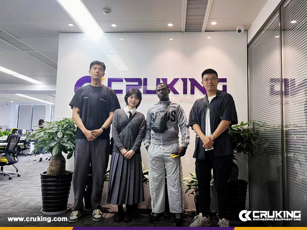 Nigeria Customer Visited CRUKING Xiamen Office