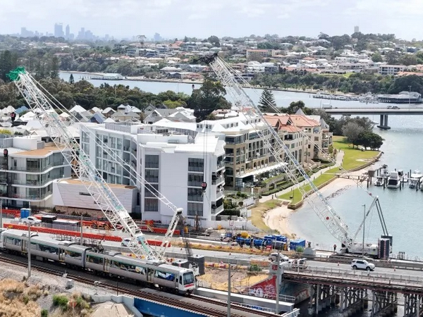 SANY Cranes Help Fremantle Bridge Reconstruction