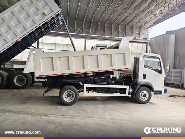 Solomon Islands - 1 Unit CRUKING T3007 Telehandler & SINOTRUK ZZ1107D3415C1R Dump Truck