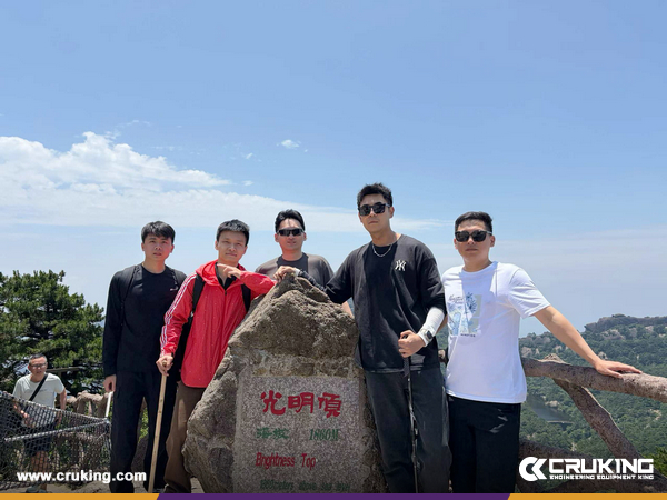 Anhui Bound: CRUKING’s Team Building Trip